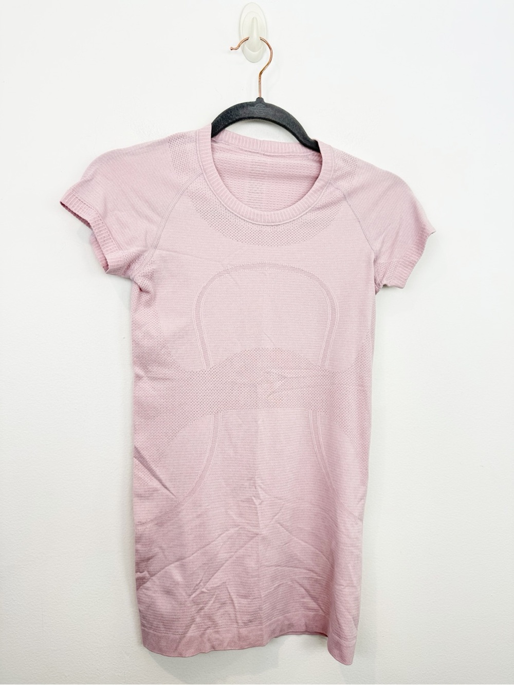 Lululemon Swiftly Tech Short Sleeve Top Light Pink Size 4